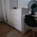 Casa Per Gente Giovane